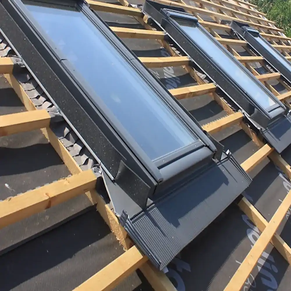 reprise de charpente pour installation de velux a Nice
