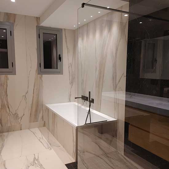 Début de chantier de rénovation de salle de bain à Nice (06)